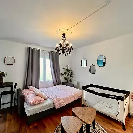 Appartement avec parking privé en plein centre ville, proche plage, eurotunnel, ferry *