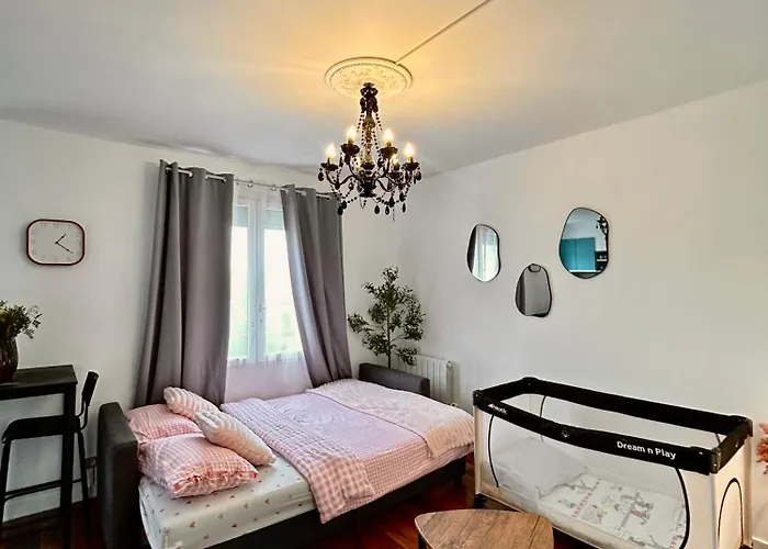 Appartement avec parking privé en plein centre ville, proche plage, eurotunnel, ferry *